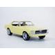 FORD MUSTANG 1968 JAUNE MEADOWLARK ET CARAVANE AIRSTREAM JET-CAR 1/43